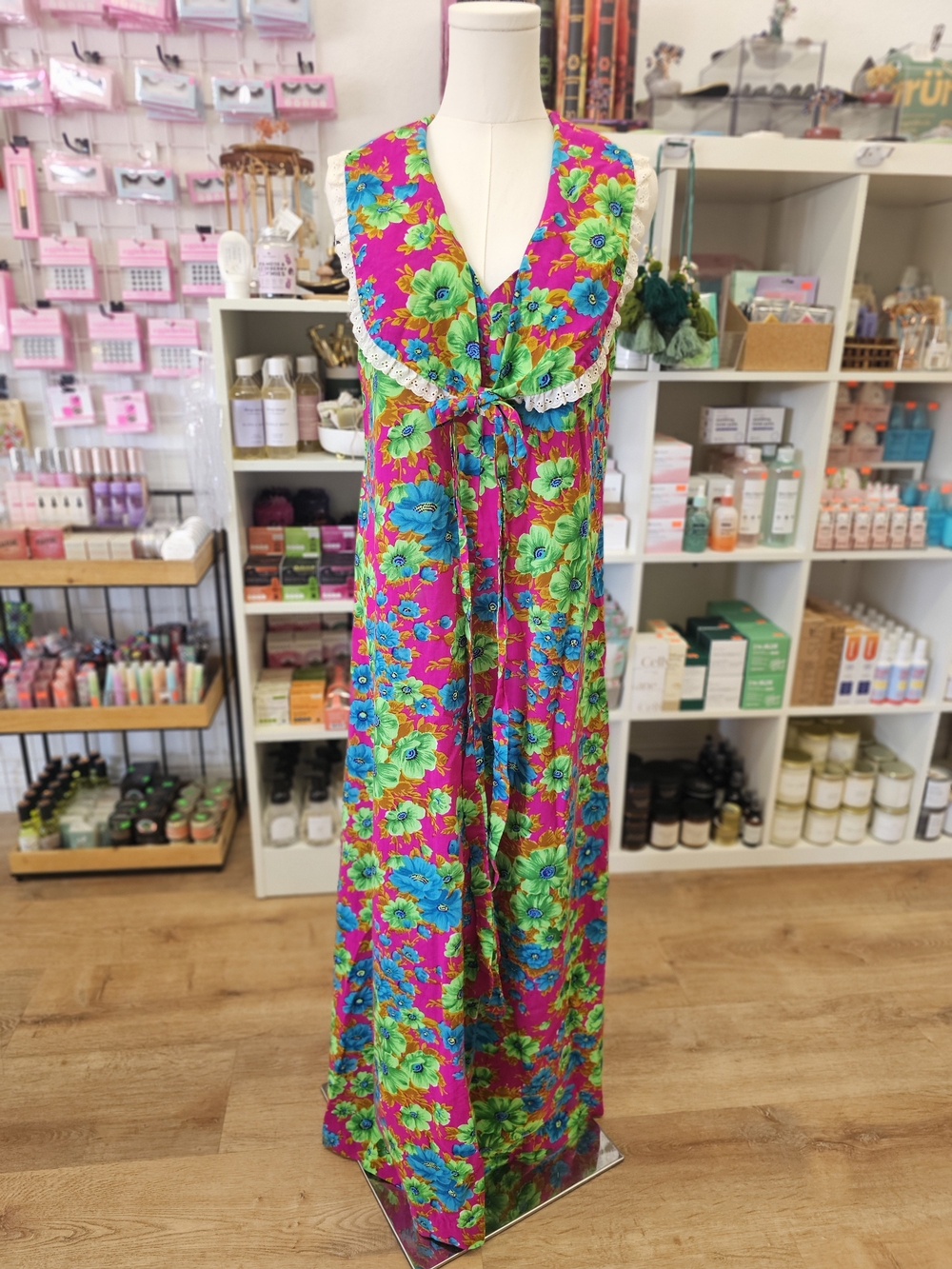 Vibrant 60s Hawaiin Floral Maxi Dress in Hot Pink & Bright Green VTG